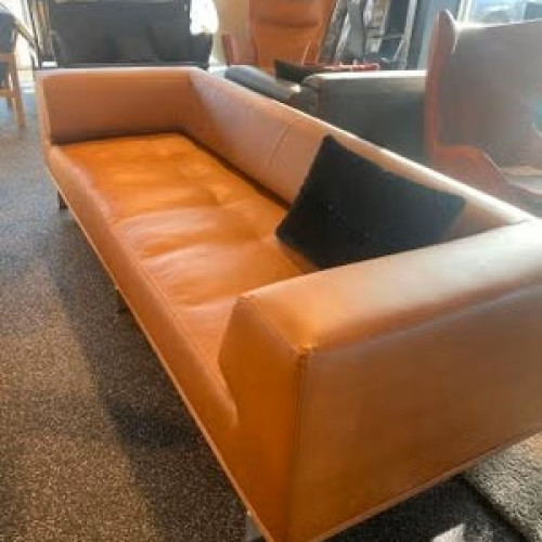 EJ/450 Delphi Sofa